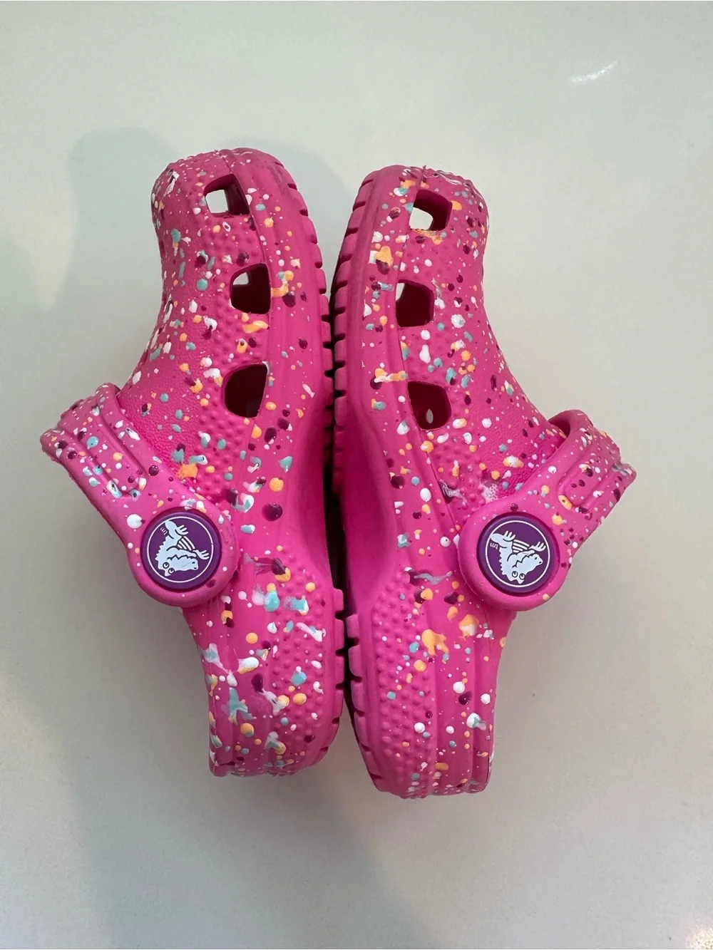 Crocs Kids' Classic Clog Size 6C - Pink Confetti